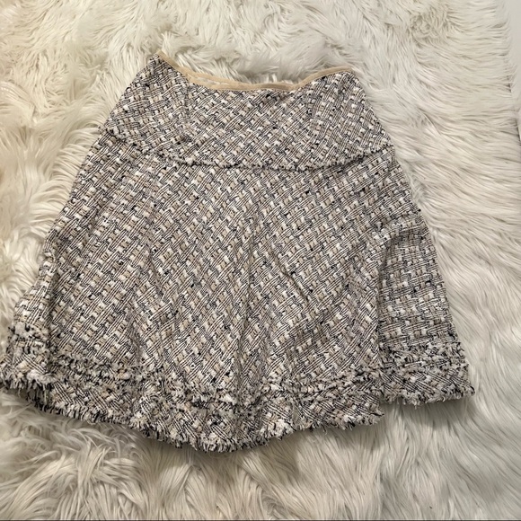 Lafayette 148 A-Line Flounce Skirt Beige Tweed - Picture 7 of 12